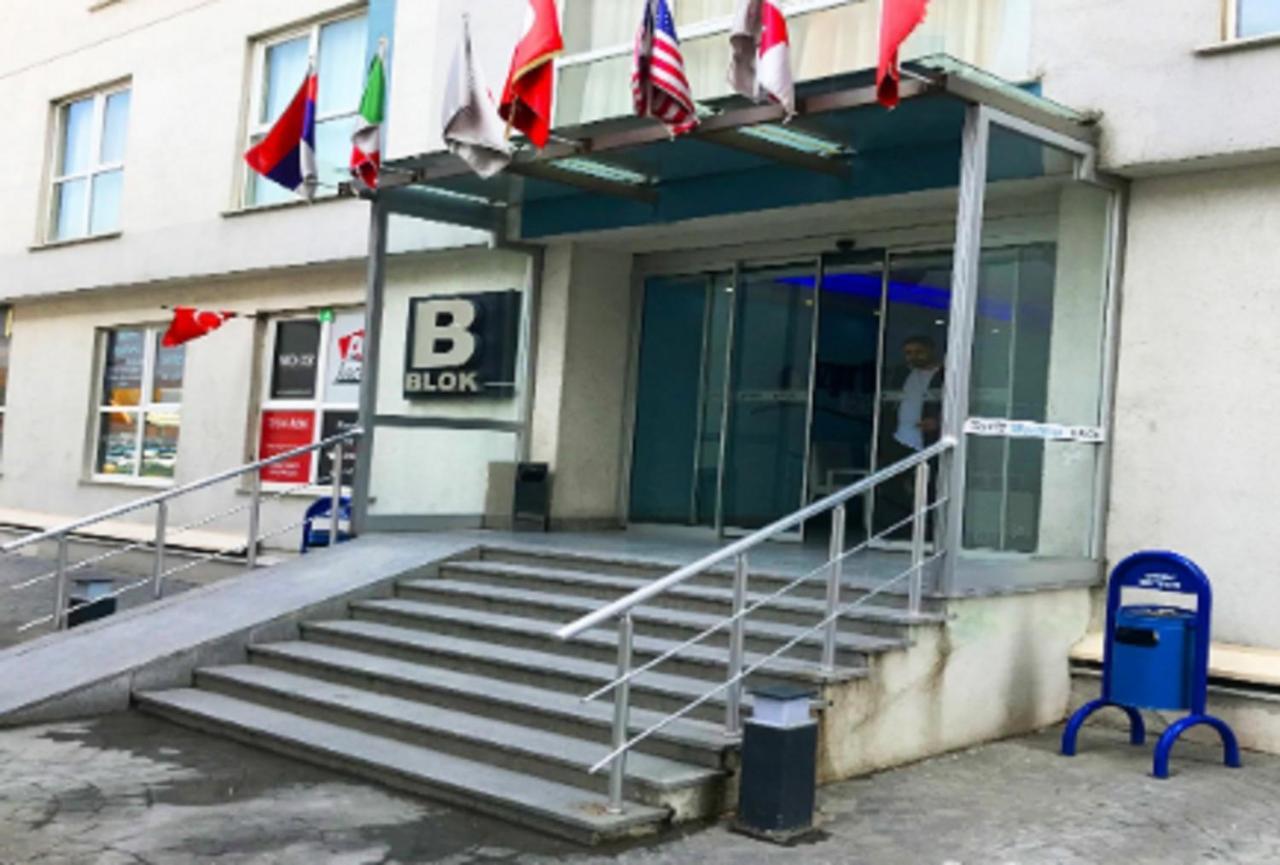 The Tuyap Oezyurtlarsuites Istanbul Exterior photo