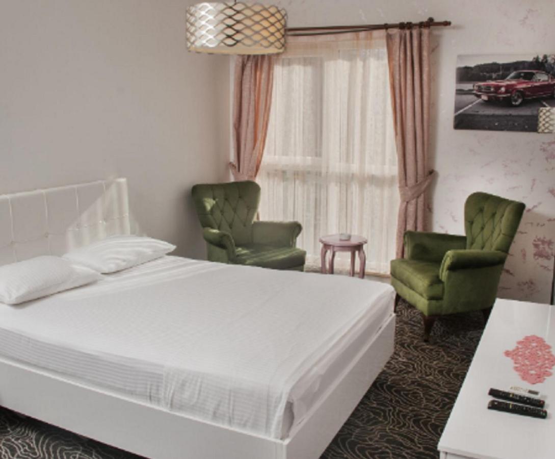 The Tuyap Oezyurtlarsuites Istanbul Exterior photo